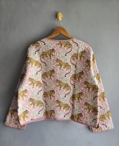 Cárdigan acolchado con estampado animal para mujer, cuello en V, manga larga, abrigo informal, bolsillos con parches, cierre de botones, para todas las estaciones, regalo para ella - Product Image 6
