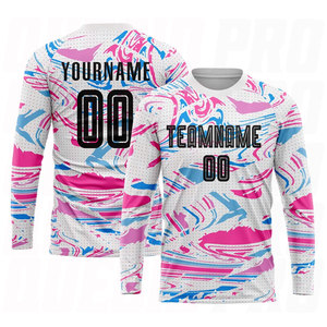 Uniforme de Fútbol Personalizado Sublimado en Negro y Rosa, Jersey de Fútbol de Primera Calidad, Personalizado, Transpirable y de Secado Rápido - Product Image 3