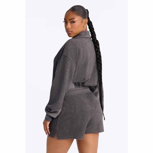 Ensembles de vêtements de détente personnalisés pour femmes, ensemble sweat-shirt et short en molleton vintage surdimensionné, effet délavé, avec logo personnalisé - Product Image 1