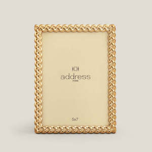 Marco de Fotos Metálico de Lujo con Diseño de Cadena Chapada en Oro, Marco de Fotos Digital Metálico Personalizado de Diseño - Product Image 1