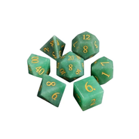 Set Dadu DnD Jade Hijau 7 Buah Polihedral Logo Kustom Hadiah Permainan RPG Grosir