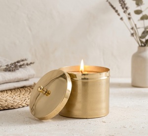Wholesale Luxury Gold Metal Cupcake <b>Candle</b> Jars With Fluted Scalloped Edges Hand-Poured Soy Wax Scented Votives For Home Decor - Product Image 2