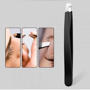 Pinzas para Cejas Modernas de Acero Inoxidable con Punta Inclinada, Diseño Duradero, Acabado Preciso, Ecológicas, Hechas a Mano, Negras - Product Image 4