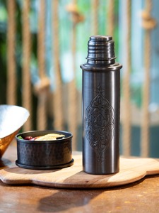 Bouteille d'eau en cuivre Cognac, finition lisse, qualité supérieure, pour usage professionnel en usine, personnalisable - Product Image 5