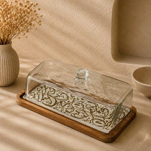 Support à gâteau en bois de manguier de qualité supérieure avec couvercle en verre et calligraphie arabe pour une présentation élégante des desserts - Product Image 2