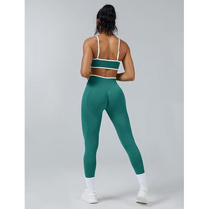Conjunto de Yoga Barely There para Mujer, Bra Deportivo sin Costuras con Compresión, Leggings de Cintura Alta con Panel de Malla, Efecto Levanta Glúteos, Ropa Deportiva de Nailon y Spandex - Product Image 2