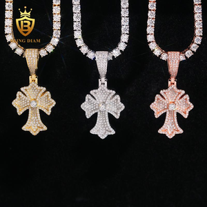 Colgante de Cruz con Incrustaciones de Moissanita VVS, Chapado en Oro sobre Plata 925, Joyería Hip Hop para Hombres y Mujeres, Ideal para Fiestas - Product Image 2