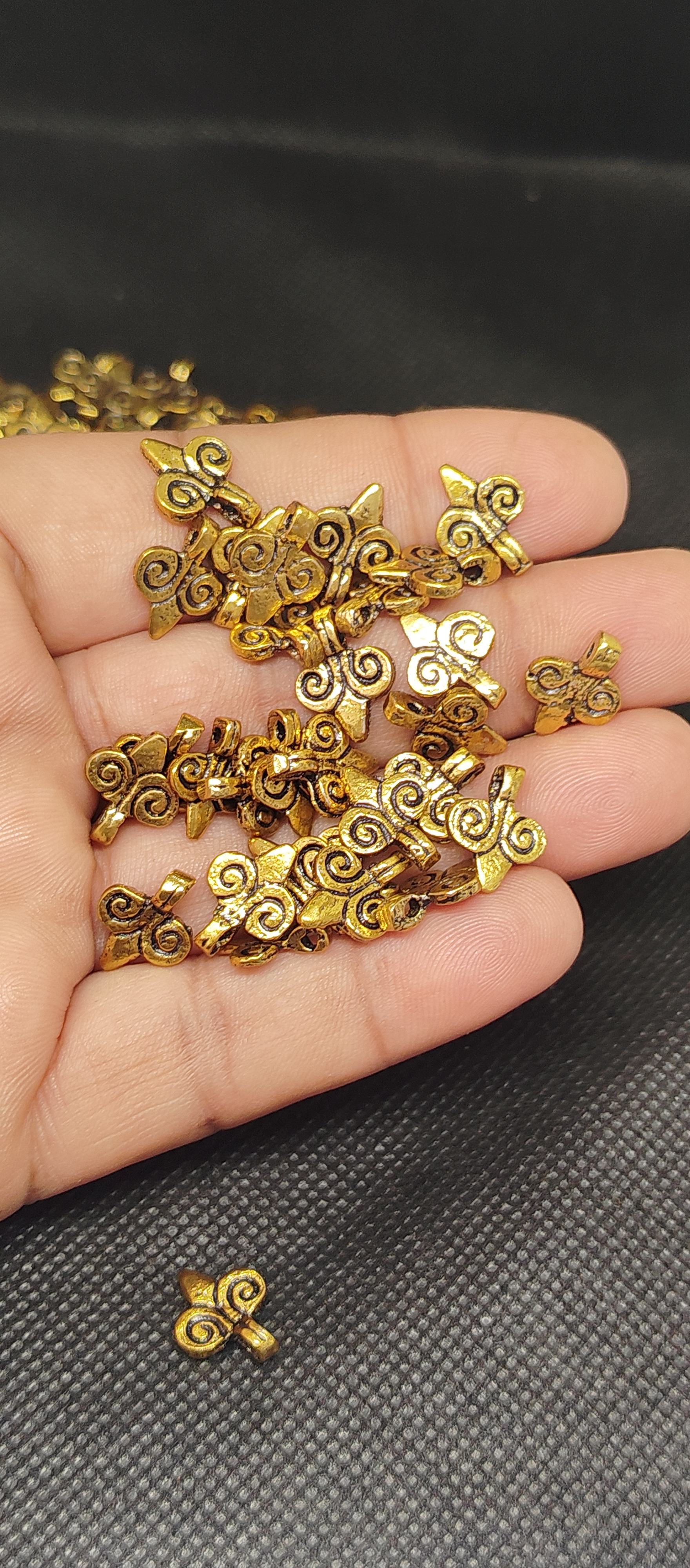 จี้ทองเหลือง