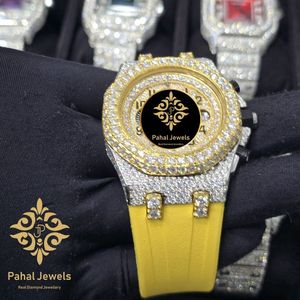 Reloj cronógrafo de cuarzo con esfera amarilla, bisel de circonita cúbica, cristal, correa de silicona, diamantes incrustados, moda de lujo - Product Image 3
