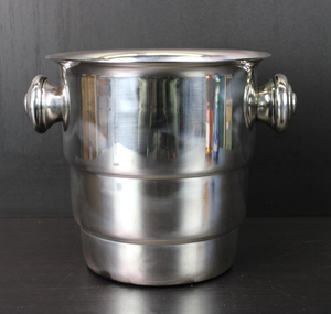Seau à glace et refroidisseur à vin de qualité supérieure, grand modèle argenté, pour la vente en gros, avec logo, idéal pour le champagne et les articles de bar. - Product Image 5