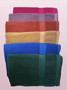 Serviette de spa turque Saloon N Spa, serviette absorbante en coton, tapis de bain plié pour hôtel et maison - Product Image 1
