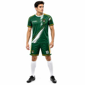 Conjunto de Uniforme de Fútbol de Alta Calidad para Hombre, Camisetas y Pantalones Cortos Personalizados para Equipo, Tela Resistente con Ajuste Cómodo para Entrenamiento y Partido - Product Image 2