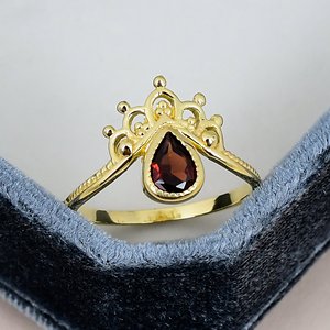 Natural Red <b>Garnet</b> Crown <b>Ring</b> Gold Plated Solid 925 Sterling Silver Vintage <b>Ring</b> Bezel Set Women's Gemstone Engagement <b>Ring</b> - Product Image 1