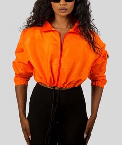 Nouvelle veste coupe-vent pour femme, style tendance, logo personnalisé, fermeture éclair en nylon, coupe ample, légère, pour l'extérieur - Product Image 4