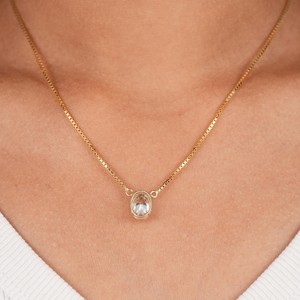 Collier pendentif en diamant de laboratoire ovale 2,00 carats VS2, chaîne maille forçat en or 14 carats, idéal pour les anniversaires, cadeau pour votre partenaire - Product Image 3