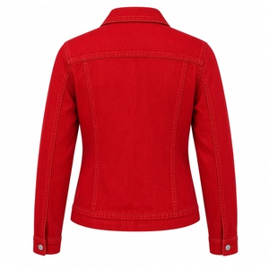 Chaqueta vaquera roja de manga larga para mujer PDK con botones frontales, estilo universitario, con escudo bordado, bolsillos en el pecho y cuello clásico - Product Image 4