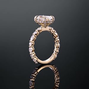 Anillo de Compromiso AMBER JEWELS con Moissanita Corte Marquesa, Chapado en Oro de 18K sobre Plata de Ley, Engaste de Garras, Clásico, Unisex, Certificado GRA - Product Image 3