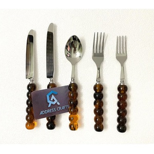 Nouvel Arrivage – Ensemble de Couverts en Acier Inoxydable 18/10, 5 Pièces (Cuillères, Fourchettes et Couteaux) – Vaisselle Dorée pour Mariages et Événements - Product Image 3