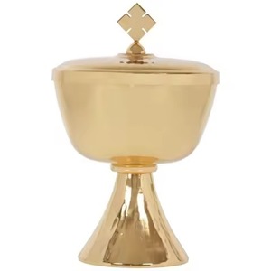Vaso Eucarístico de Latón Hecho a Mano para Almacenamiento y Distribución de Hostias de Comunión - Product Image 1