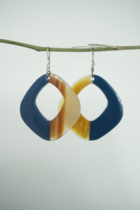 Bijoux en os de corne de buffle de style vintage faits à la main de haute qualité boucles d'oreilles naturelles d'origine éthique - Product Image 4