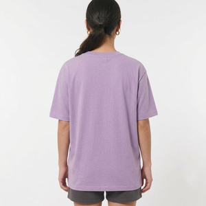 เสื้อยืดคอวีผ้าฝ้ายสำหรับผู้หญิง สีสันสวยงาม สไตล์ลำลองสำหรับฤดูร้อน พิมพ์ลายโลโก้แบบมินิมอล - Product Image 3