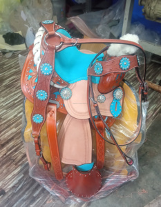 Top Design fait à la main en cuir véritable Western Pleasure Trail Riding Floral Design Selle disponible en vrac aux prix de gros - Product Image 6