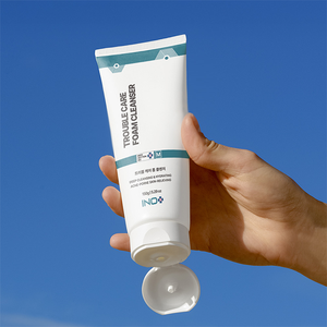 Nettoyant Moussant Anti-Imperfections Medi Section No.M avec Collagène, EGF et PDRN Végétalien, Contrôle du Sébum pour Tous Types de Peau 150g - Product Image 3