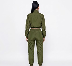 Ensemble de survêtement décontracté pour femme avec veste courte à cordon de serrage et pantalon à taille élastique, tenue de sport assortie, OEM, séchage rapide, respirant - Product Image 2