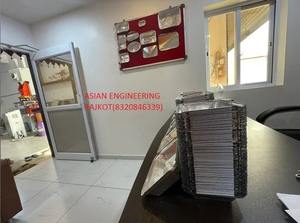 Capacidad de 50 piezas/min para una producción eficiente. Máquinas automáticas de alta velocidad para fabricar contenedores de aluminio. - Product Image 4