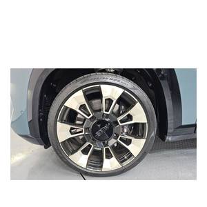 BMW XM 4.4 First Edition Diciembre 2023 7.038 km Volante a la Izquierda Caja de Cambios Automática con Cámara Trasera - Product Image 5