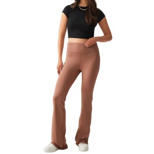 Pantalon large sans couture pour femme, taille haute, côtelé, style yoga, coupe évasée, vêtements de sport, personnalisable OEM - Product Image 1