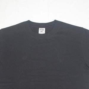 Camiseta de algodón de primera calidad, cuello redondo, manga corta, de grado comercial, personalizada, de algodón grueso, duradera, suave y cómoda, de Vietnam. - Product Image 2
