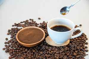 Café instantáneo soluble en polvo Robusta secado por pulverización, 25 kg, para distribuidores, sabor tostado ligero, suministro directo de fábrica - Product Image 3