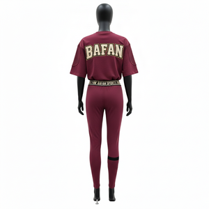 Ensemble de yoga Premium Bourgogne en coton épais 300 GSM, T-shirt oversize avec panneau côtelé aux épaules, Leggings de compression 260 GSM - Product Image 2