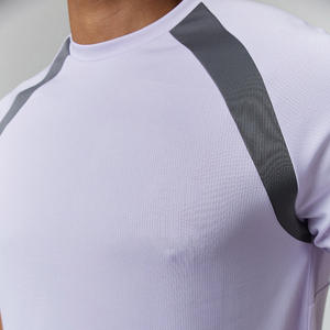 Ensemble de survêtements légers en coton pour hommes, t-shirt et short, respirants, pour l'été, avec logo personnalisé, ensemble deux pièces en coton - Product Image 4