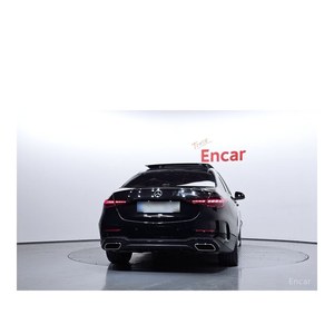 Mercedes-Benz C300 Clase C AMG Line 4MATIC 2023 con Caja de Cambios Automática, 14,408 km, Volante a la Izquierda, Cámara Trasera - Product Image 4