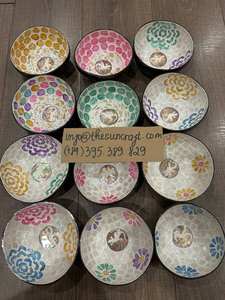 Cuenco de Coco Lacado de Alto Brillo - Mosaico de Conchas Doradas - Regalo Premium para el Hogar - Product Image 6