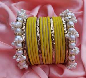ชุดกำไลกำมะหยี่สีส้มประดับมุกและลูกปัดทองสำหรับผู้หญิง - Product Image 6