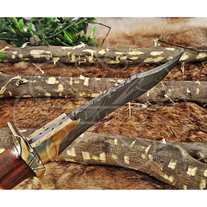 Couteau de randonnée et de camping MORTAL SAGA en acier Damas fait main, lame fixe, manche en bois personnalisé, garantie 1 an, design compact - Product Image 3