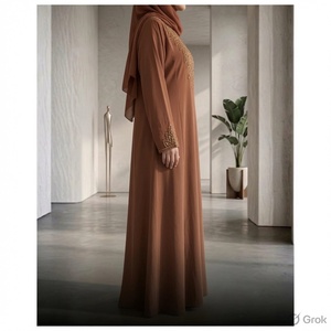 Abaya islamique marron en organza, longueur ras du sol, coupe droite modeste, avec broderie, perles et motifs imprimés décoratifs - Product Image 2