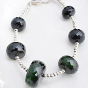 ลูกปัดทัวร์มาลีนสีเขียวธรรมชาติ เจียระไน สำหรับทำเครื่องประดับชั้นดี - Product Image 1