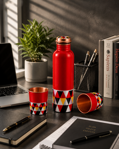 Juego de Botellas de Cobre Meena Design con Vasos de 950 ml, a Prueba de Fugas, Juego de Regalo - Product Image 1
