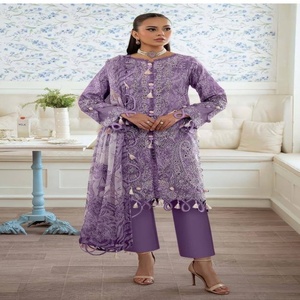 Salwar Kameez de Algodón de Primera Calidad con Estampado y Parches, con Dupatta, Nueva Colección, Compra en Línea en India - Product Image 1