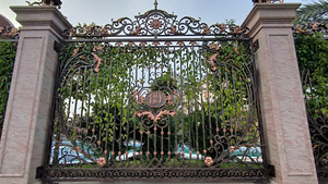 Clôture en fer forgé de haute qualité, galvanisée, revêtement en poudre, design ornemental écologique, style européen, modélisation 3D personnalisée - Product Image 4