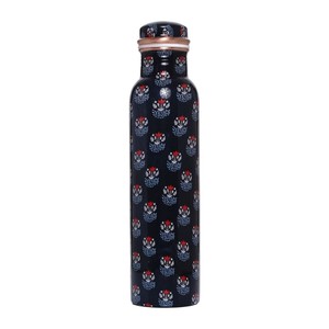 Bouteille d'eau en cuivre pur personnalisée en gros, bouteille de boisson métallique ayurvédique pour la santé, bouteille d'eau de sport anti-fuite à imprimé floral - Product Image 1
