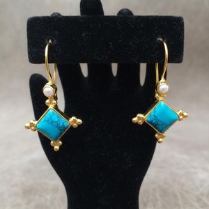 Boucles d'oreilles pendantes en turquoise naturelle et perles serties, en argent sterling 925 plaqué or 14 carats, cadeau de luxe pour soirée - Product Image 2