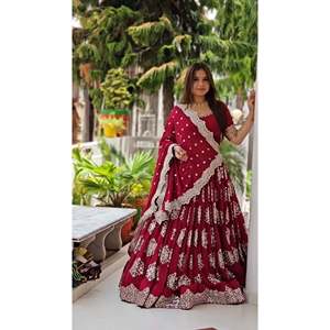 Conjuntos De Mujer De Diseñador Bordado Lehenga-Choli - Product Image 6