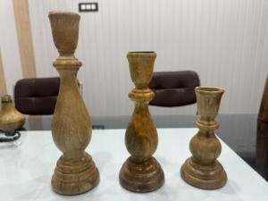 Nouveaux designs classiques, bougeoirs de Noël en bois de manguier faits à la main, supports de bougies en forme de pilier antiques, taille personnalisée, emballage de qualité supérieure - Product Image 6