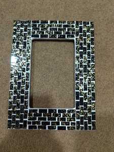 Cadre photo rectangulaire en bois fait main, design mosaïque bleue, orientation horizontale, utilisation sur table, incrustation, impression personnalisée - Product Image 5