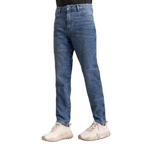 Jeans en denim délavé respirant et résistant pour homme, fabriqué au Pakistan, garantissant une matière durable et un confort optimal. - Product Image 5